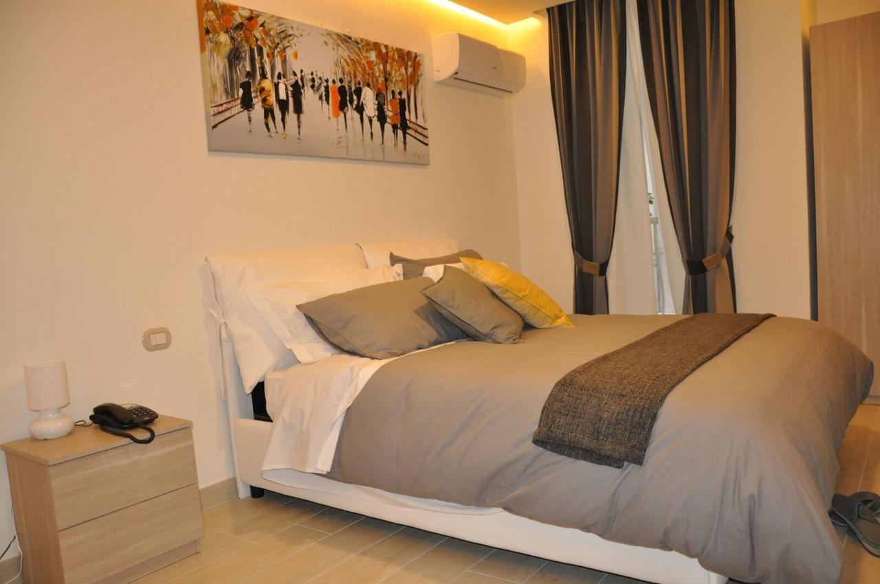 B&B Chiaia 216 Neapol Zewnętrze zdjęcie